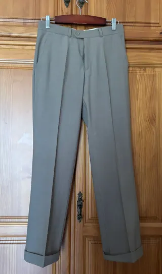 Traje Easy Wear El Corte Inglés. Beige Talla 42