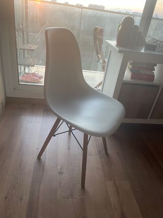 4 Silla comedor blanca Ikea