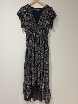 Pack Ropa Mujer Talla M: 3 Vestidos y 1 Mono