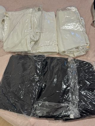 Mono largo negro con aberturas