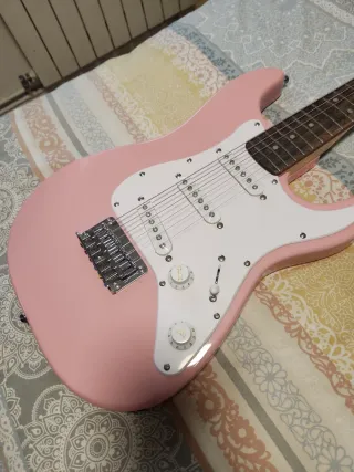 Guitarra Eléctrica Fender Rosa
