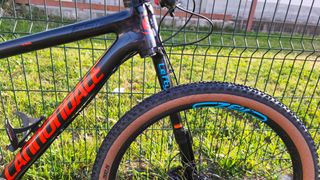 Bicicicleta Cannondale FSI con lefty full carbono