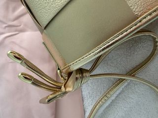 Bolso Lola Casademunt Dorado Nuevo con etiquetas