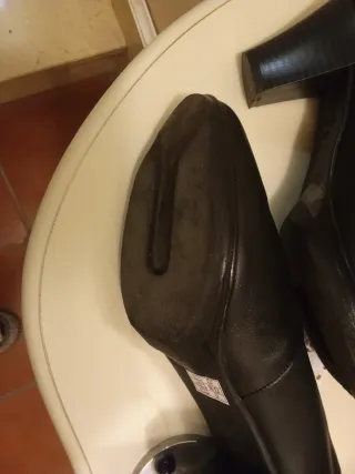 Zapatos de tacón Chamby negros