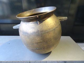 Olla Bronce Macizo Antigua - Siglo XVIII