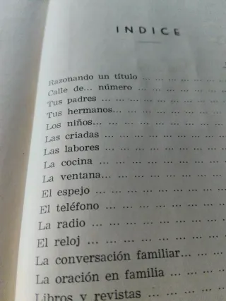 Libro ...Y en tu casa? 1945 . Amado Sáez de Ibarra