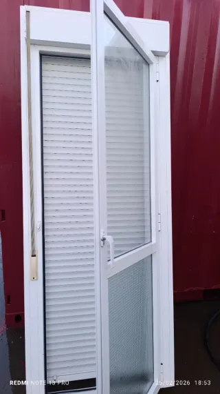Puerta balconera de aluminio