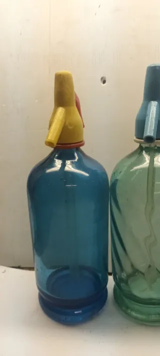 Lote 3  Sifones de colores, no pintados