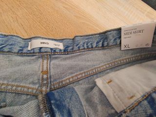 Falda vaquera Soleil con abertura