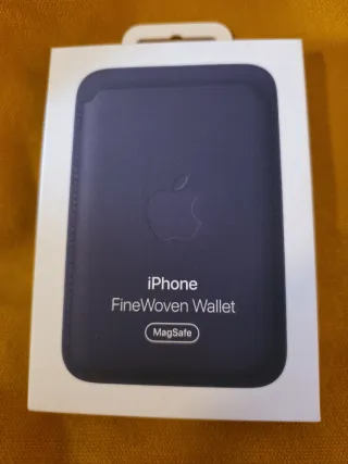 Apple Funda Finewoven Morado MagSafe