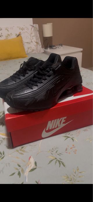 Nike Shox R4 Negras
