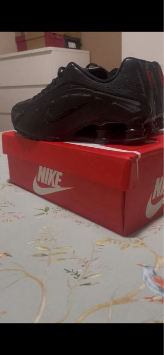 Nike Shox R4 Negras