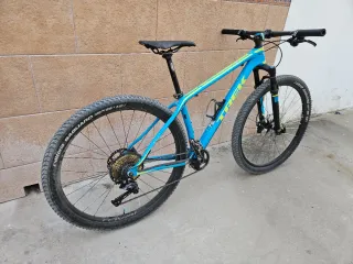Trek Superfly 9.8 XT