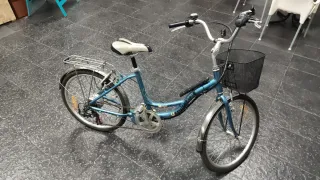 Bicicleta Eléctrica Azul