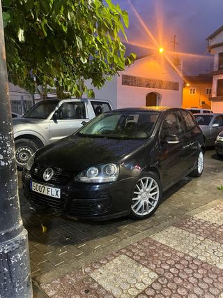 Volkswagen Golf GT
