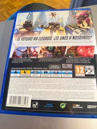 Torre Organizadora PS4 + Juego Overwatch