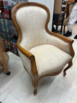 Butaca auxiliar de tela y madera