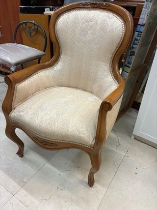 Butaca auxiliar de tela y madera