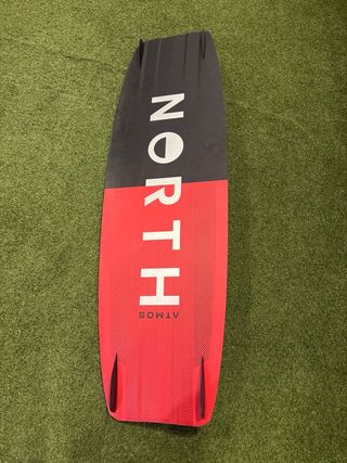 Tabla Kitesurf North Atmos 138 x 41 Excelente