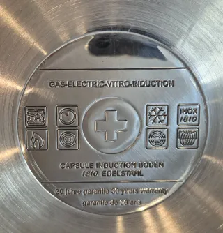 Pentola 1810inox con coperchio termometro