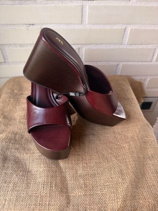 Cuña Zara Alta Burdeos