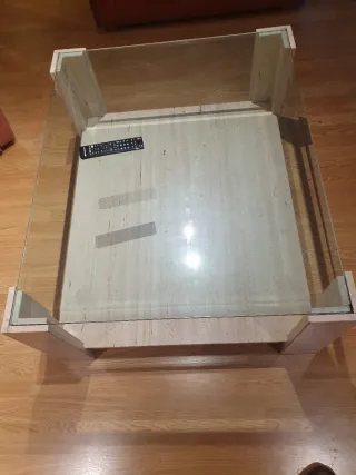 Mesa de centro cristal y piedra