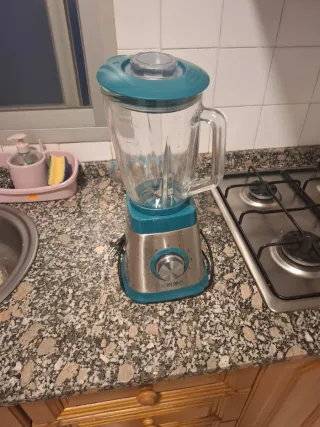Licuadora KUBO cristal y acero