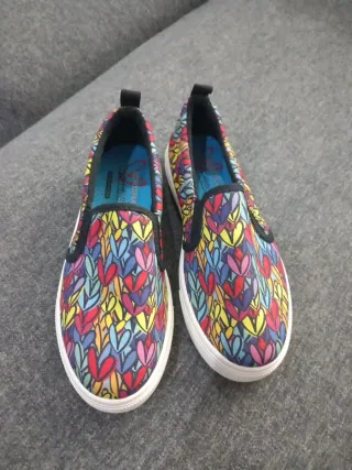 Bambas Skechers Talla 33 Corazones