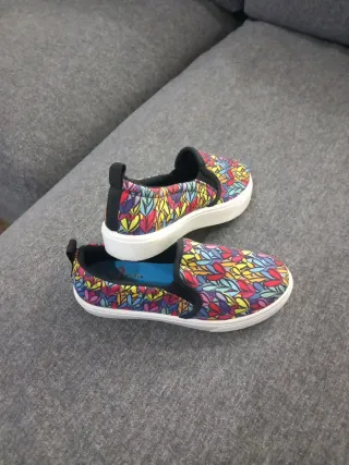 Bambas Skechers Talla 33 Corazones