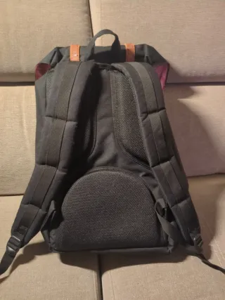 Mochila Herschel Negra con Marrón