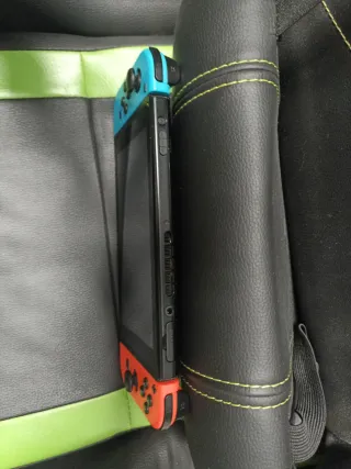 Nintendo Switch Azul y Rojo