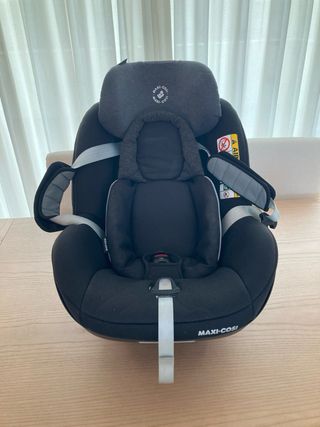 Base Maxi-Cosi FamilyFix One i-Size + Seggiolino Pearl