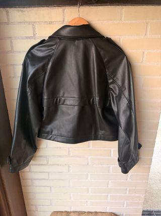 Trench Corto Zara Negro