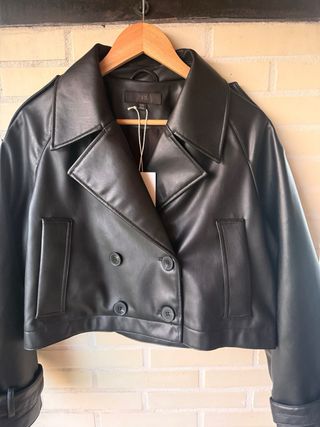 Trench Corto Zara Negro