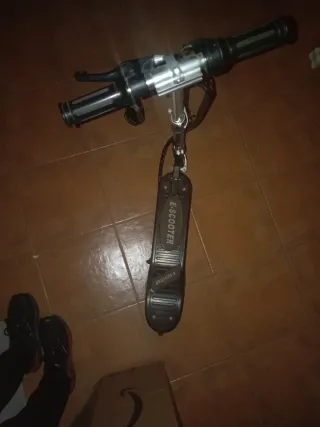 Patinete eléctrico plegable