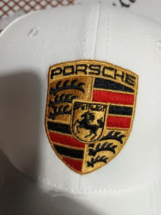 Gorra Porsche Blanca bordado