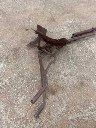 Arado antiguo de labranza