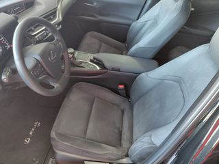 Lexus UX 250 H, nacional y en impecable estad 2022