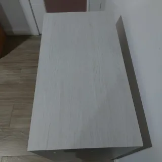 Mesa de escritorio blanco moderna