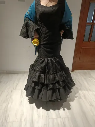 Vestido de gitana negro lunares