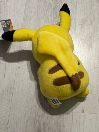 Peluche Pikachu