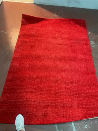 Alfombra salón color rojo Medidas en la foto