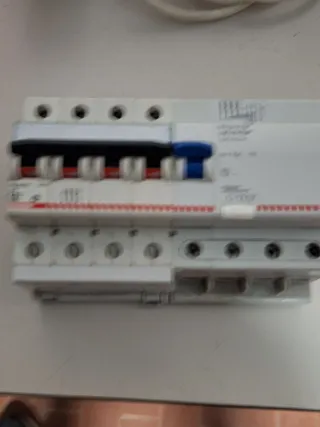 Interruttore M/D BTicino C50 F84A/50 400 v