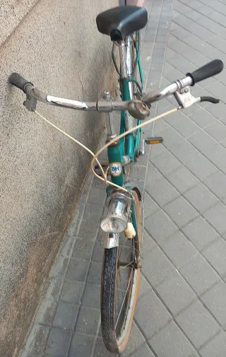 Bicicleta BH verde vintage