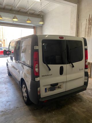 Renault Trafic 2012