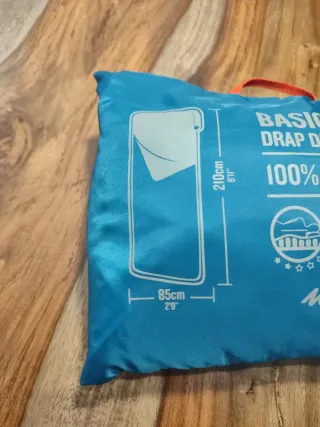 Sabana de saco Quechua Basic Liner 100% Poliéster