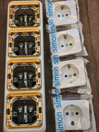 Enchufes Simón 75 (Set Completo)