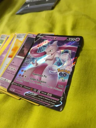 Barajas Combate V Pokémon GO Mewtwo vs Melmetal