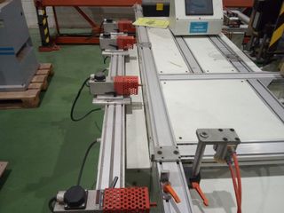 Fresadora de puertas COMEVA