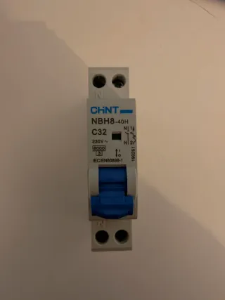 Disjuntor Chint NBH8-40H 1P+N 32A 6kA